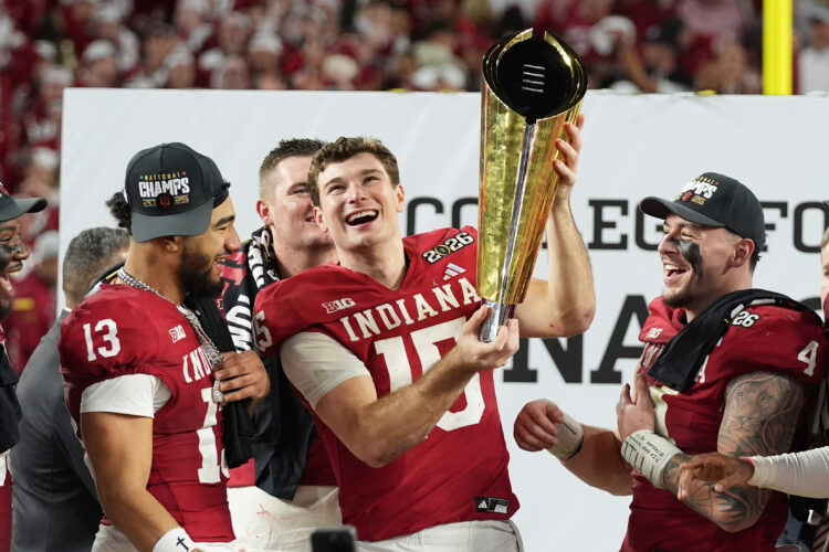 AP Mock Draft 3.0: Real intrigue in NFL draft starts at No. 2 after Raiders take QB Fernando Mendoza